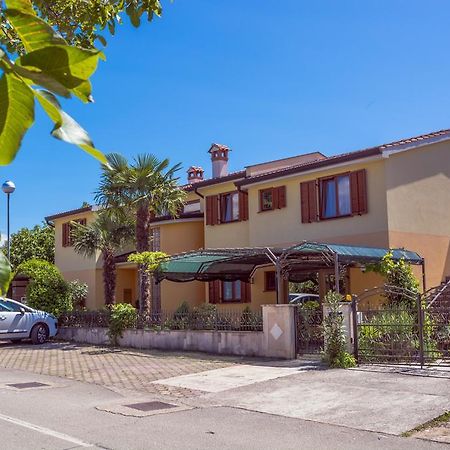 Apartments Masek Porec Exterior photo